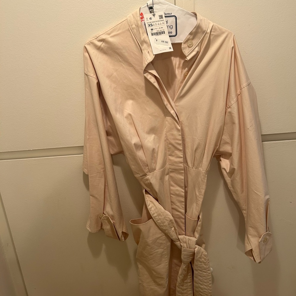 Zara midi belted Button down dress